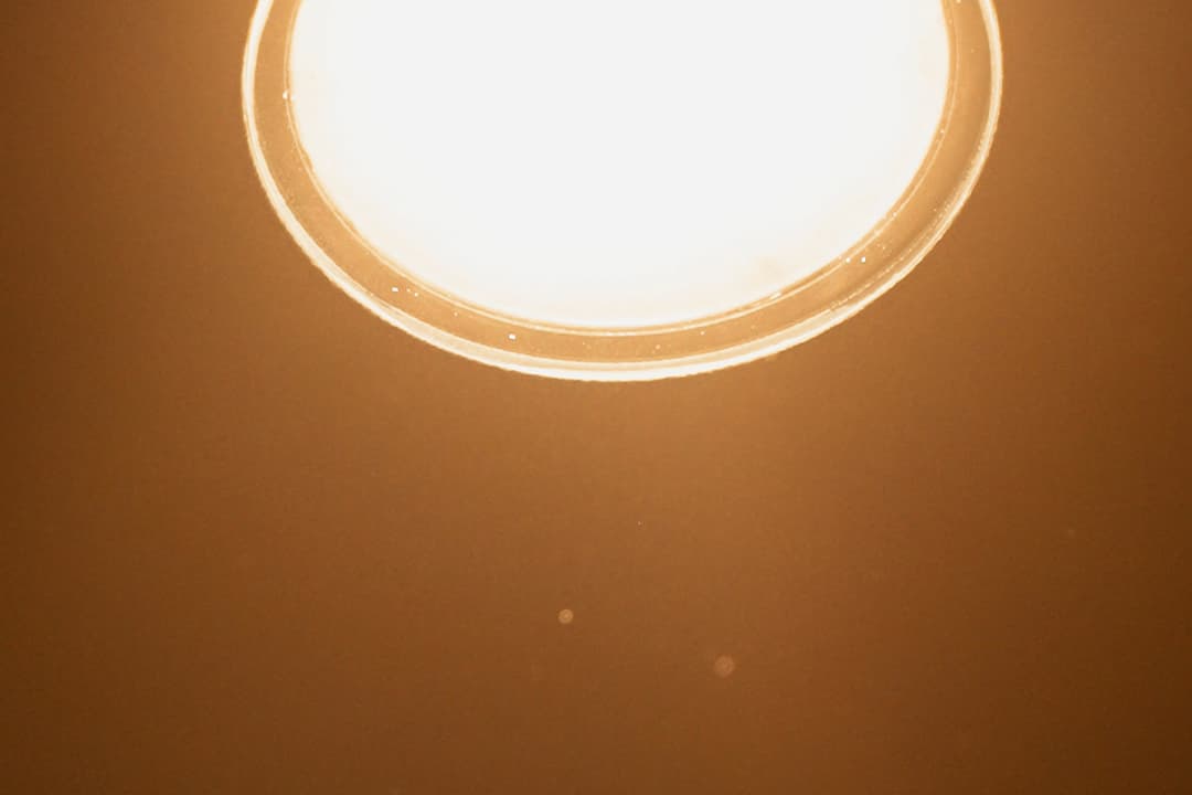 Como a fabricação 100% nacional da Interlight impulsiona a economia e gera valor real